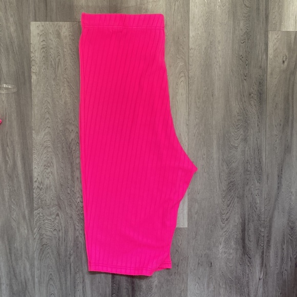 Pink Set - Picture 2 of 3